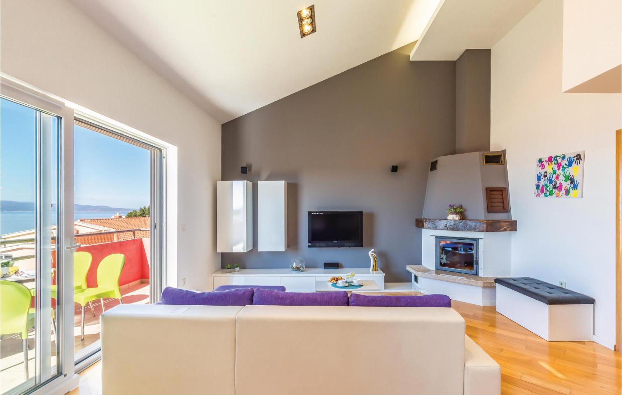 Lovely Apartment In Makarska With Kitchenette Exteriör bild